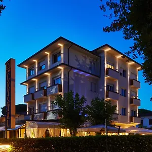 hotel-crystal-marina-di-pietrasanta.it-tuscanyhotel.com/